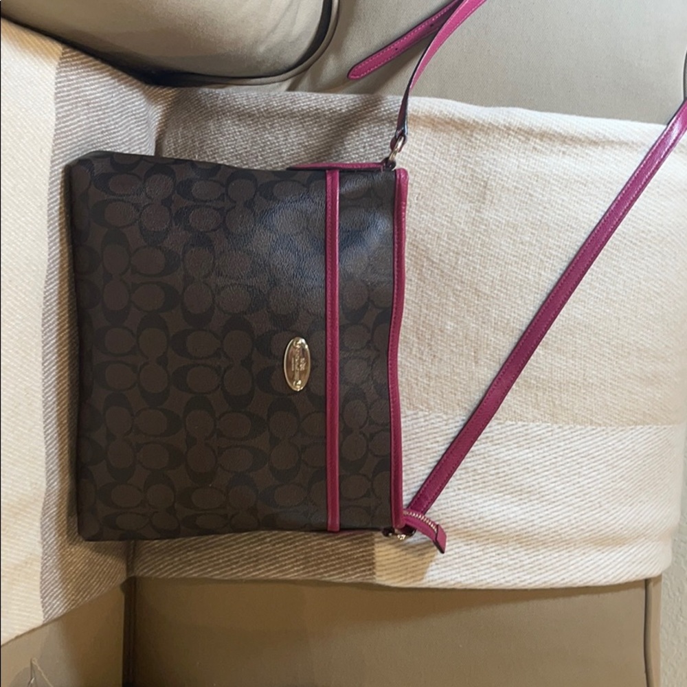 Pre-loved Authentic Coach Crossbody Purse
